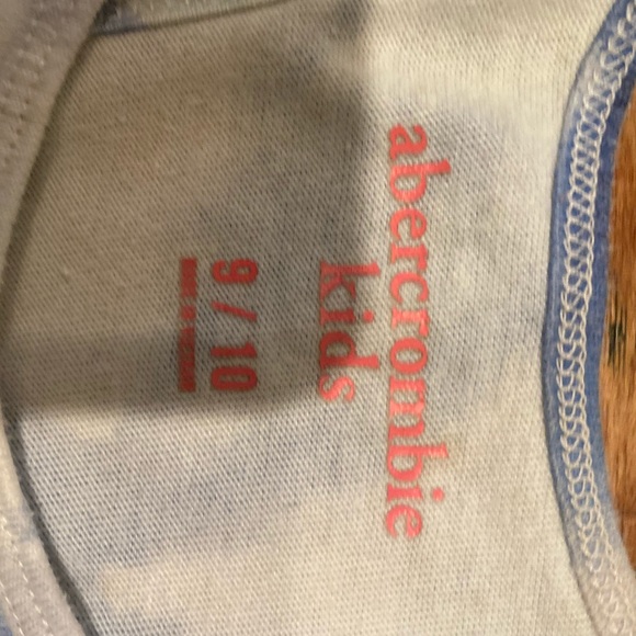 Three Abercrombie tank tops all size 9/10. - Picture 7 of 10